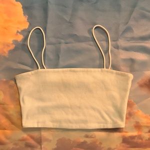 This white cropped tank top is perfect for summer